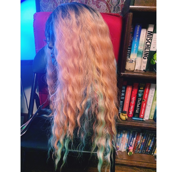 NWT Red Carpet Picasso Lacefront Wig - Picture 2 of 7